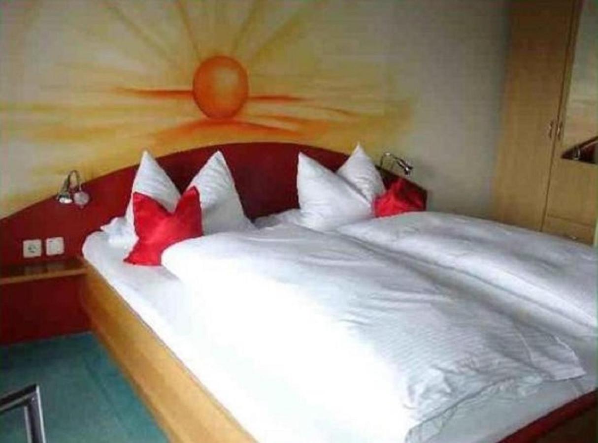 פורת אים וואלד Landhotel Waldesruh מראה חיצוני תמונה
